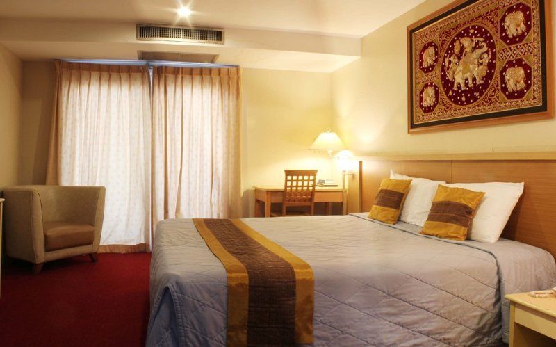 A2 Hotel Bangkok Bagian luar foto